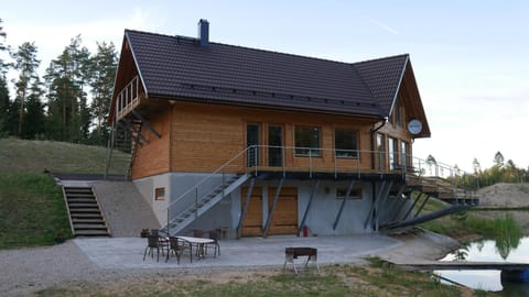 Metsjärve puhkemaja House in Estonia