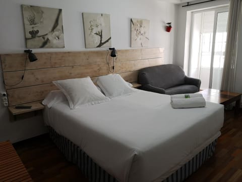 Hostal Carbonara Bed and Breakfast in A Coruna