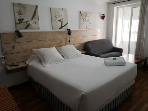 Hostal Carbonara Bed and breakfast in A Coruna