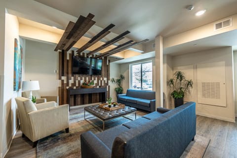 Soka Suites Dallas - Las Colinas Apartment hotel in Irving