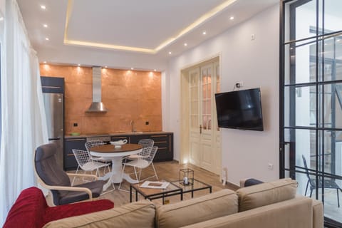 AllStar Boutique House in DownTown, direct connection with airport Villa in Athens