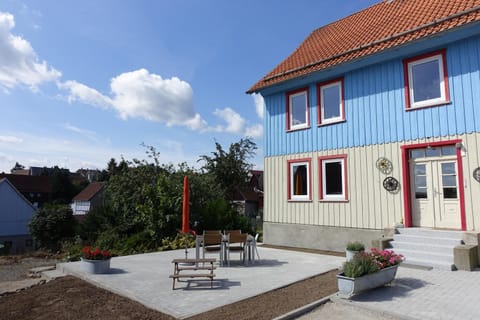 Property building, Facade/entrance, Summer, On site, Garden view