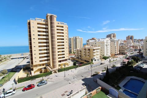 Apartamento vistas al mar y piscina Apartment in Fuengirola