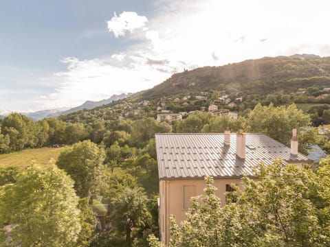 Appartement spacieux 6 pers avec garage à Briançon - FR-1-330C-57 Apartment in Briançon