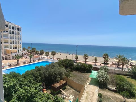 Sand & Salt Clouds Apartment in Fuengirola