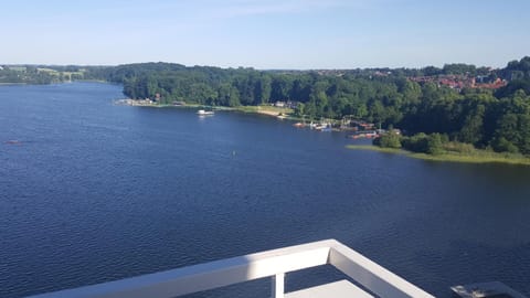 Bird's eye view, Fishing, Minigolf, Canoeing, Hiking, Cycling, City view
