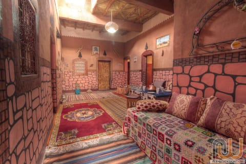 Guest housse Kasbah tifaoute Bed and Breakfast in Marrakesh-Safi