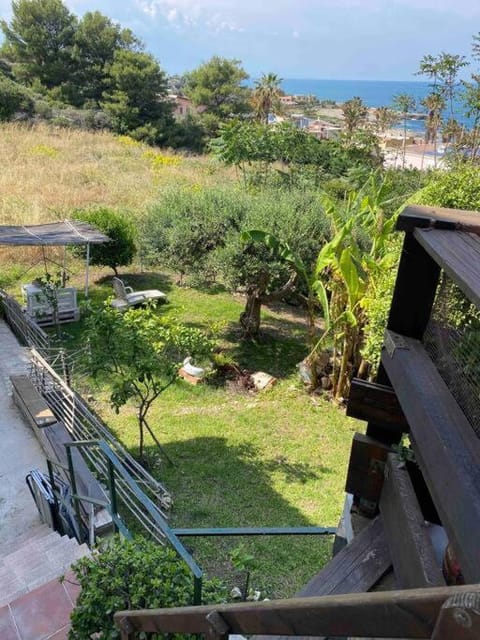 Property building, Garden, Garden view, Sea view