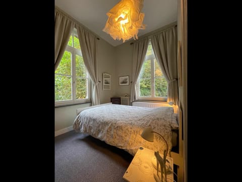 La Villa des Roses Apartment in Wallonia, Belgium