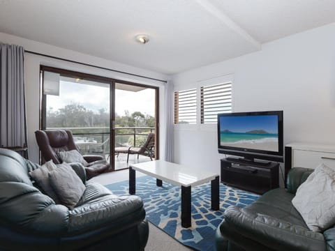 Intrepid 13 fantastic unit with stunning water views Appartamento in Shoal Bay