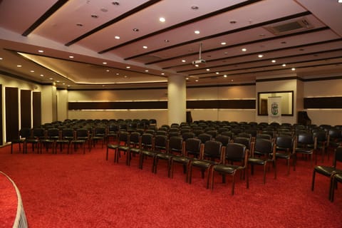 Meeting/conference room