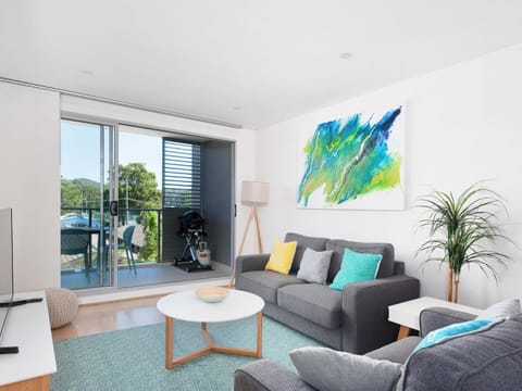 The Shoal Apartments, Unit 202/4-8 Bullecourt Street Apartment in Shoal Bay