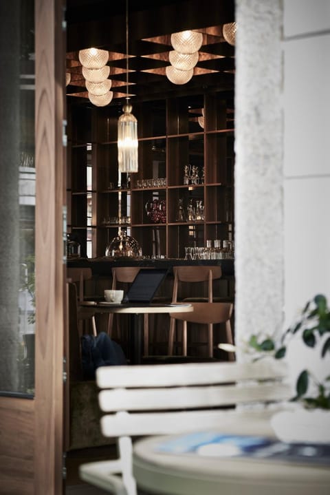 Lounge or bar, Seating area