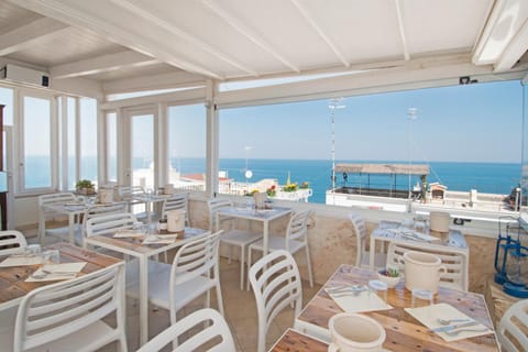 Natural landscape, Balcony/Terrace, Breakfast