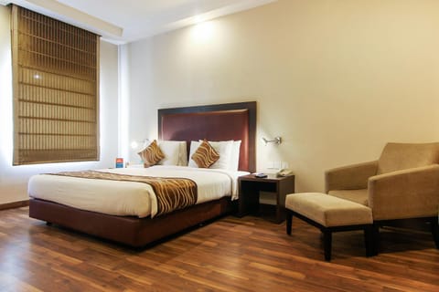 Vibe By The LaLiT Traveller Hotel in Noida