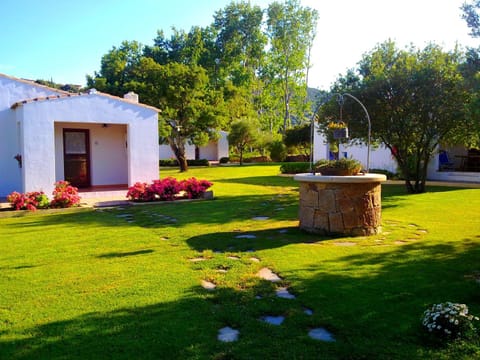 Facade/entrance, Garden, Garden view