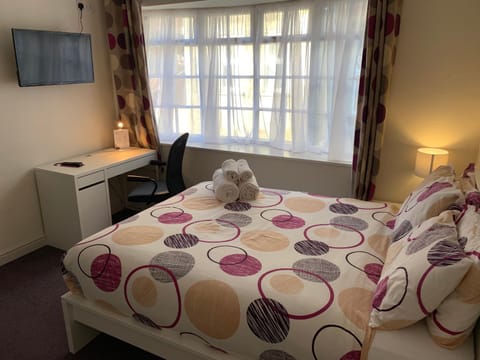 Austins Guest House Bed and Breakfast in Cardiff