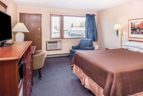 Travelodge by Wyndham Kalispell Hotel in Kalispell