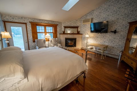 Albergo Allegria Hotel & Breakfast Restaurant Bed and Breakfast in Capital District, NY, USA