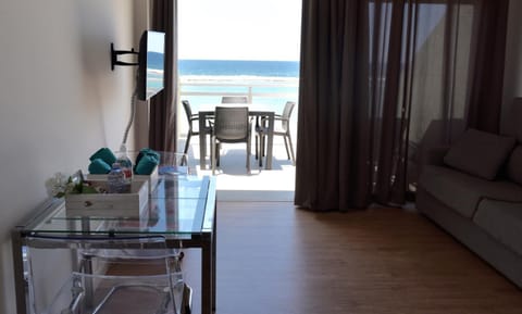 Apartamento Primera Línea Playa de Las Canteras Condo in Las Palmas de Gran Canaria