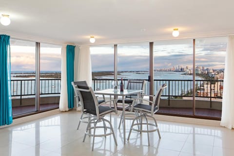 Broadwater Shores Waterfront Apartments Appart-hôtel in South Stradbroke