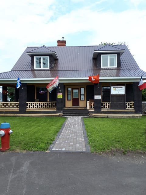 Dans les draps de Morphee Bed and Breakfast in New Brunswick