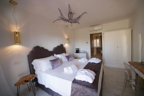 Geco di Giada Art Suites - Adult Only Bed and Breakfast in Porto Rotondo