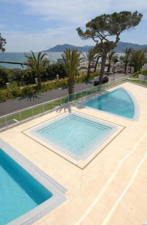 Pool view, Swimming pool