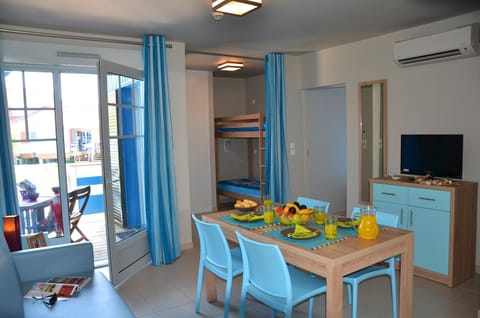 Lagrange Grand Bleu Vacances – Résidence La Grenadine Campingplatz /
Wohnmobil-Resort in Marseillan