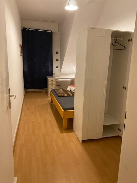 Nice Private Room in Shared Apartment - 2er WG Vacation rental in Wiesbaden