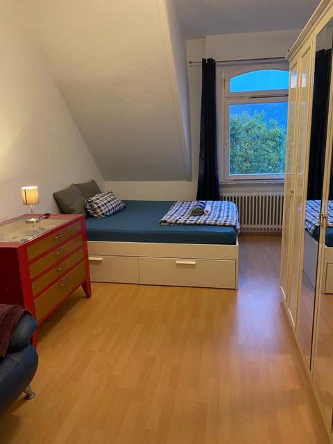 Nice Private Room in Shared Apartment - 2er WG Vacation rental in Wiesbaden