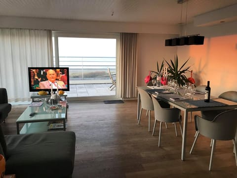 Penthouse Poseidon Apartment in Bruges