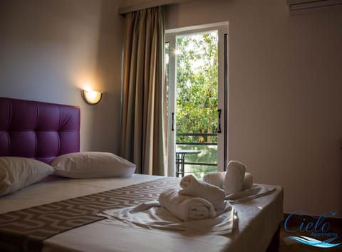 Cielo Apartments Hotel in Poros