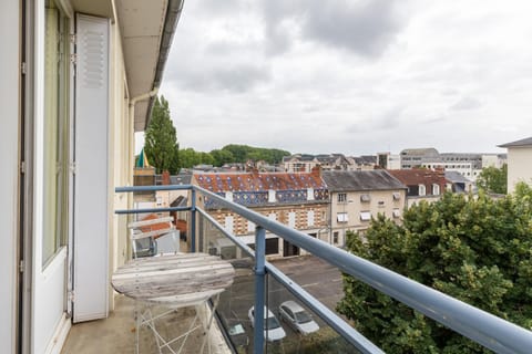 Appart T3 Bien situé a Bourges + Wifi Condo in Bourges