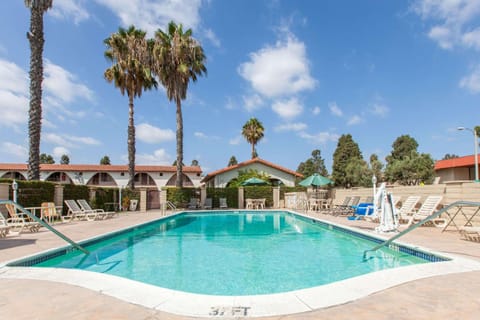 On site, Pool view, Swimming pool