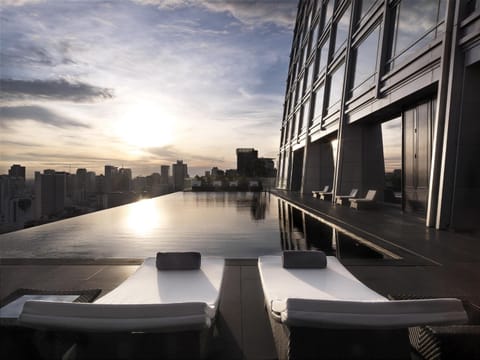 Balcony/Terrace, On site, City view, Pool view, Swimming pool, Sunset