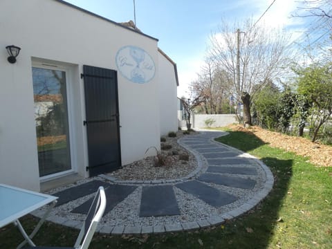 Grain de Sable et son Jacuzzi Maison in Talmont-Saint-Hilaire