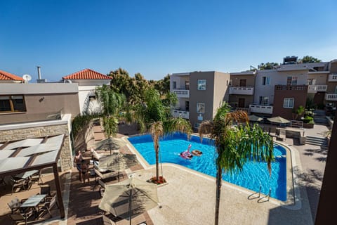 Golden Bay Flat hotel in Crete