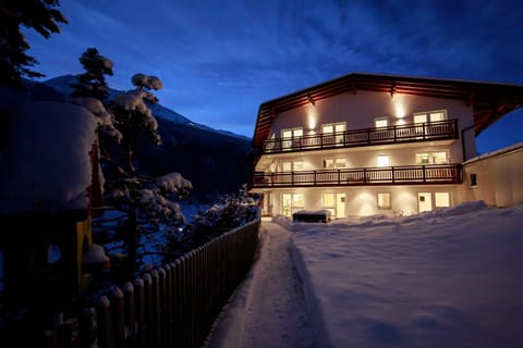 Facade/entrance, Night, Winter, Garden, Balcony/Terrace, Garden view, Mountain view, River view