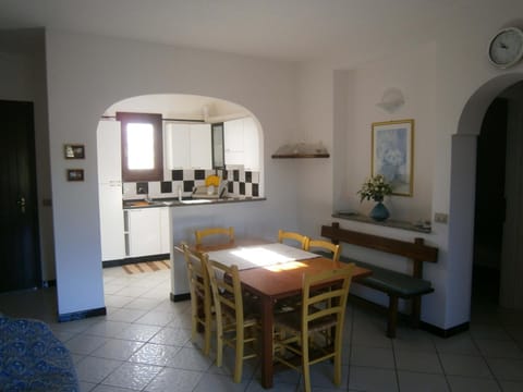 Le Canne Apt 1 House in San Teodoro