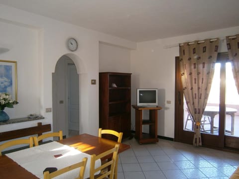 Le Canne Apt 1 House in San Teodoro