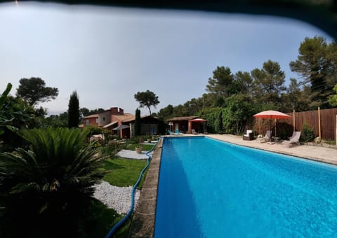 Mas d'Azur Bed and Breakfast in Roquefort-les-Pins