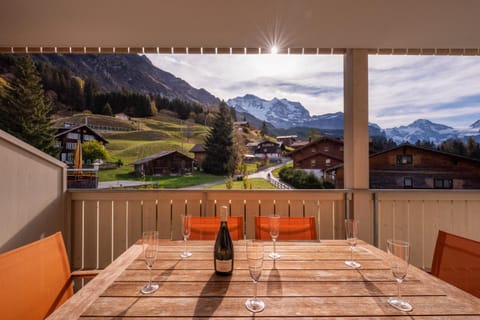 Balcony/Terrace, Landmark view, Mountain view