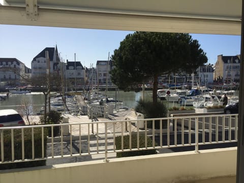 Patio, Day, View (from property/room), View (from property/room), Balcony/Terrace, Beach, River view, Sea view, Sea view