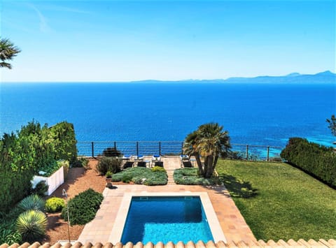 Pool view, Sea view, Swimming pool