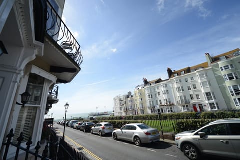 Marine View Bed and breakfast in Brighton