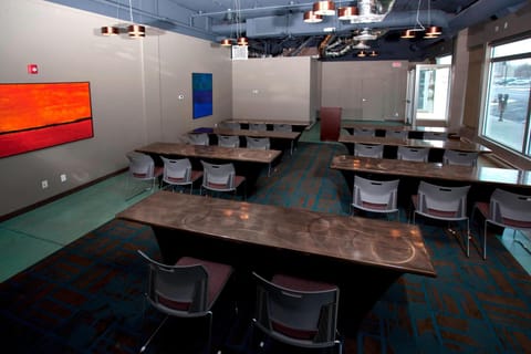 Meeting/conference room