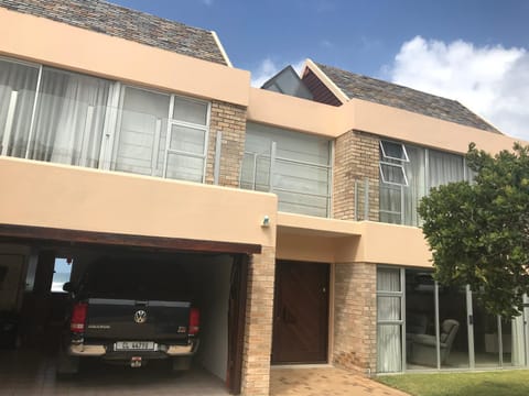 Villa Litori House in Western Cape