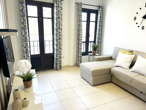 Mahostly Apartamento Comillas PB Condo in Arrecife