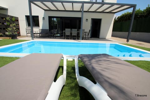 Facade/entrance, Pool view, Swimming pool